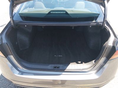 2025 Nissan Altima — photo 11 view