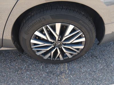 2025 Nissan Altima — photo 10 view