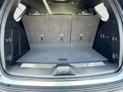 2023 Chevrolet Tahoe — photo 12 view