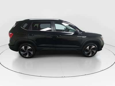 2024 Volkswagen Taos - Photo 8