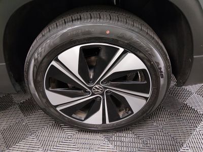 2024 Volkswagen Taos - Photo 10