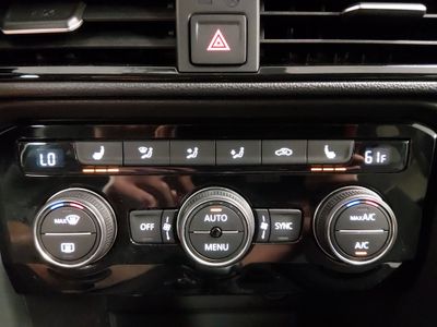 2024 Volkswagen Taos - Photo 17