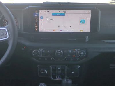 2026 Jeep Wrangler — photo 18 view