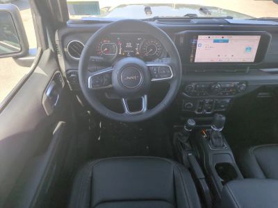 2026 Jeep Wrangler — photo 16 view