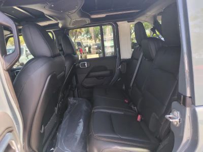 2026 Jeep Wrangler — photo 14 view
