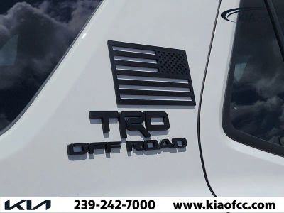 2025 Toyota 4Runner — photo 10 view