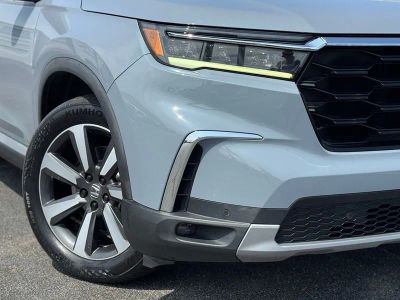 2024 Honda Pilot — rear three-quarter view