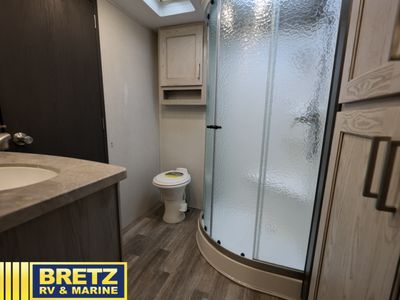 2022 Keystone RV Montana High Country - Photo 17