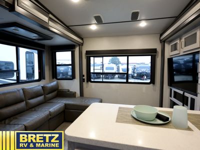 2022 Keystone RV Montana High Country - Photo 9