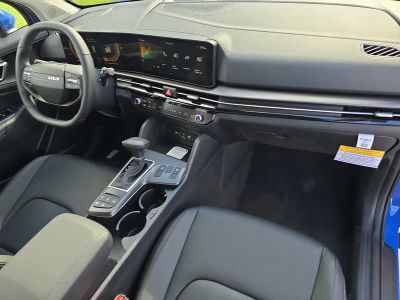 2026 Kia Sportage — photo 12 view