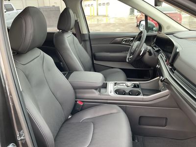 2026 Kia Carnival Hybrid - Photo 5
