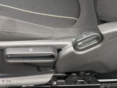 2021 MINI Cooper - Photo 13