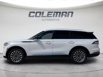 2022 Lincoln Aviator — side profile view