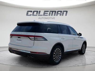 2022 Lincoln Aviator — detail view