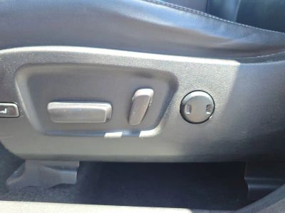 2018 Toyota Highlander — photo 16 view