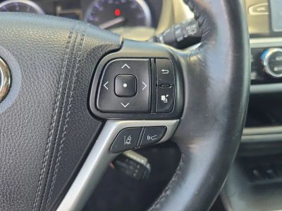 2018 Toyota Highlander — photo 24 view