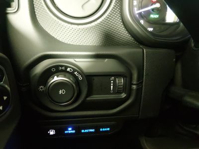2024 Jeep Wrangler 4xe - Photo 13
