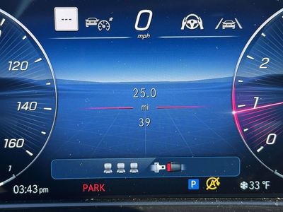 2026 Mercedes-Benz E-Class - Photo 2