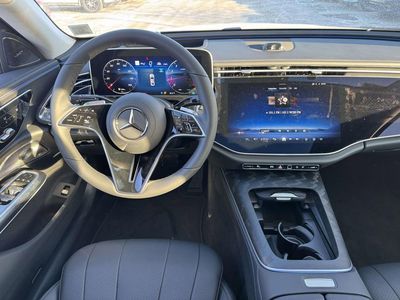 2026 Mercedes-Benz E-Class - Photo 5