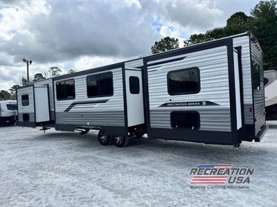 2025 Coachmen Catalina Destination Series - Photo 5