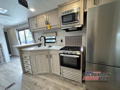 2025 Coachmen Catalina Destination Series - Photo 12