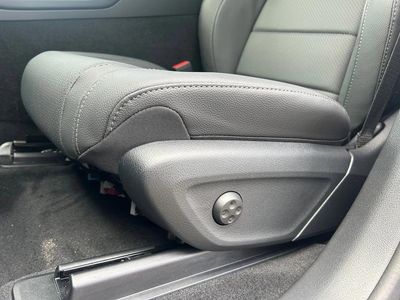 2026 Mercedes-Benz GLE 350 - Photo 4