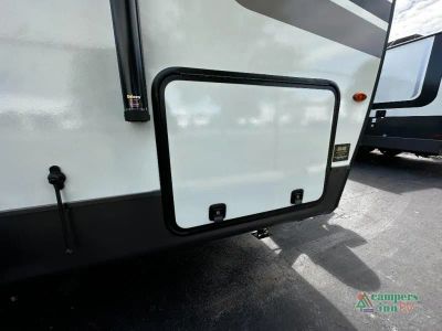 2026 Forest River RV Rockwood Ultra Lite — photo 26 view