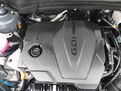 2025 Kia Sportage — photo 9 view