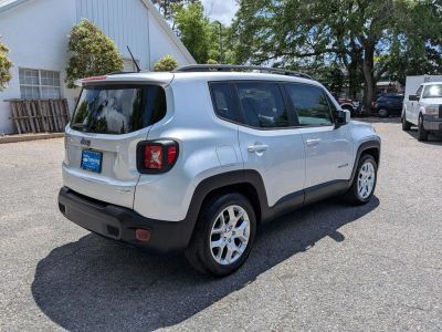 2017 Jeep Renegade - Photo 5