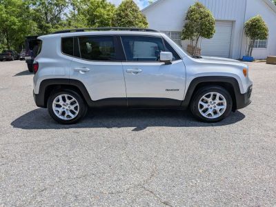2017 Jeep Renegade - Photo 6