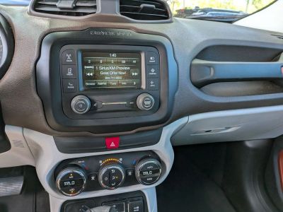 2017 Jeep Renegade - Photo 18