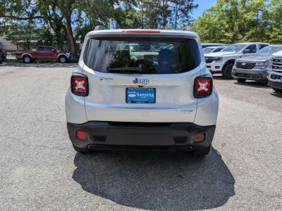 2017 Jeep Renegade - Photo 4