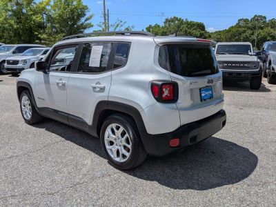 2017 Jeep Renegade - Photo 3