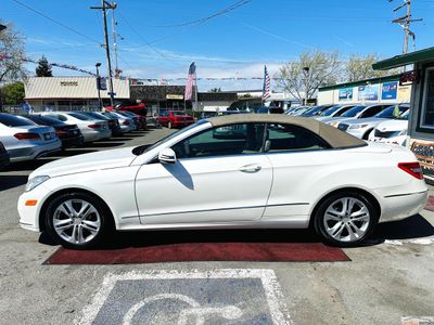 2011 Mercedes-Benz E-Class - Photo 4