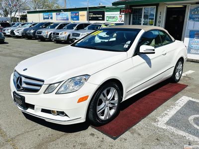 2011 Mercedes-Benz E-Class - Photo 2