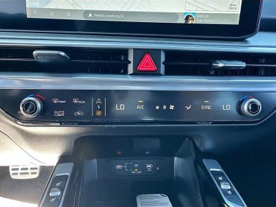 2026 Kia Sorento — photo 16 view