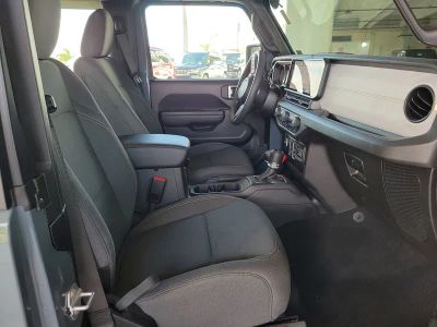 2026 Jeep Wrangler — photo 8 view