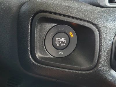 2026 Jeep Wrangler — photo 25 view