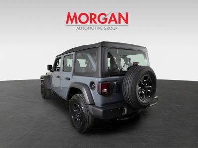 2026 Jeep Wrangler — photo 7 view