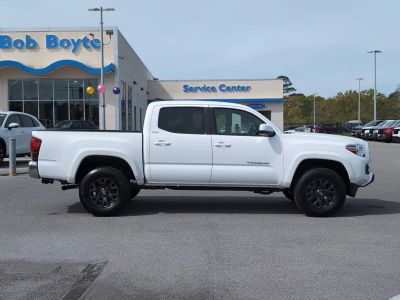 2021 Toyota Tacoma 2WD - Photo 2