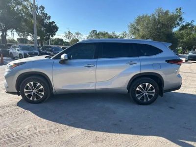 2024 Toyota Highlander — photo 17 view