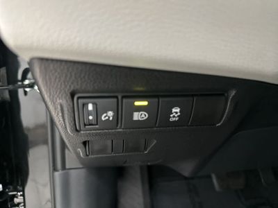 2026 Toyota Corolla Cross — photo 15 view