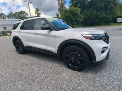 2024 Ford Explorer — side profile view