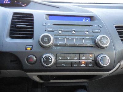 2010 Honda Civic - Photo 18