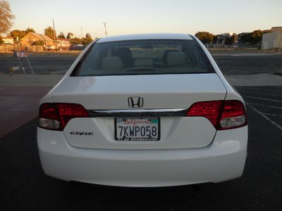 2010 Honda Civic - Photo 4