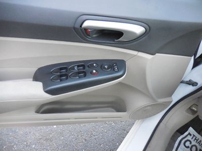 2010 Honda Civic - Photo 17