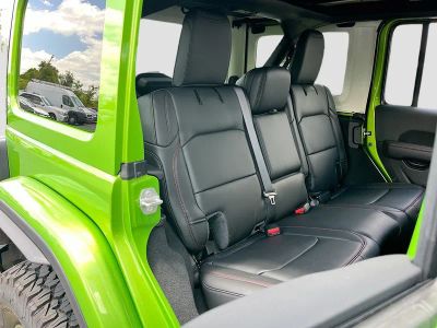 2026 Jeep Wrangler — photo 27 view