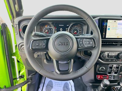 2026 Jeep Wrangler — photo 11 view