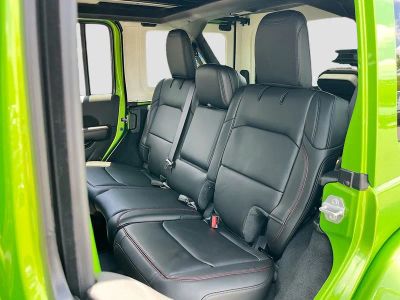2026 Jeep Wrangler — photo 25 view