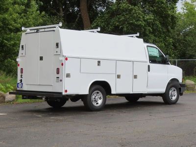 2025 Chevrolet Express 3500 — rear three-quarter view